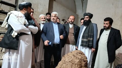 بازدید مدیر کل میراث فرهنگی گردشگری وصنایع دستی خراسان رضوی از اماکن تاریخی و کارگاه های هنر دستی  شهرهرات افغانستان