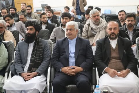 بازدید مدیر کل میراث فرهنگی گردشگری وصنایع دستی خراسان رضوی از اماکن تاریخی و کارگاه های هنر دستی  شهرهرات افغانستان