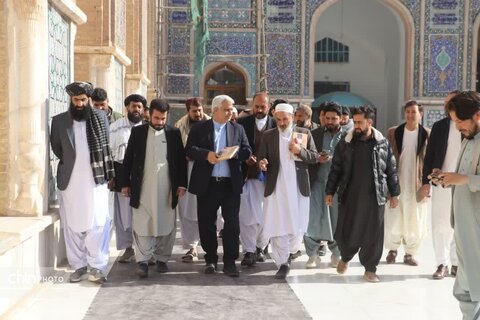 بازدید مدیر کل میراث فرهنگی گردشگری وصنایع دستی خراسان رضوی از اماکن تاریخی و کارگاه های هنر دستی  شهرهرات افغانستان