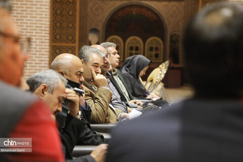 نشست صمیمی معاون توسعه مدیریت و منابع وزارت میراث‌فرهنگی با کارکنان اداره کل میراث‌فرهنگی استان اردبیل