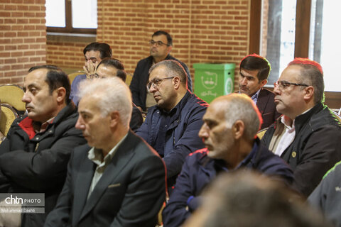 نشست صمیمی معاون توسعه مدیریت و منابع وزارت میراث‌فرهنگی با کارکنان اداره کل میراث‌فرهنگی استان اردبیل