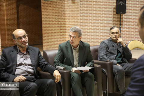 نشست صمیمی معاون توسعه مدیریت و منابع وزارت میراث‌فرهنگی با کارکنان اداره کل میراث‌فرهنگی استان اردبیل