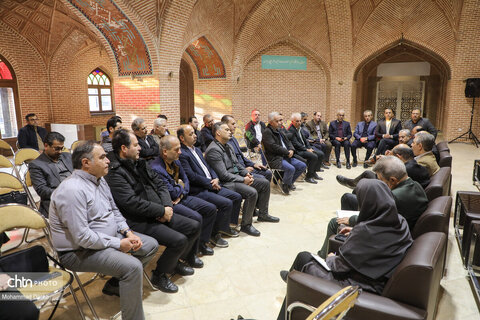 نشست صمیمی معاون توسعه مدیریت و منابع وزارت میراث‌فرهنگی با کارکنان اداره کل میراث‌فرهنگی استان اردبیل