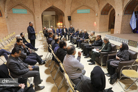 نشست صمیمی معاون توسعه مدیریت و منابع وزارت میراث‌فرهنگی با کارکنان اداره کل میراث‌فرهنگی استان اردبیل