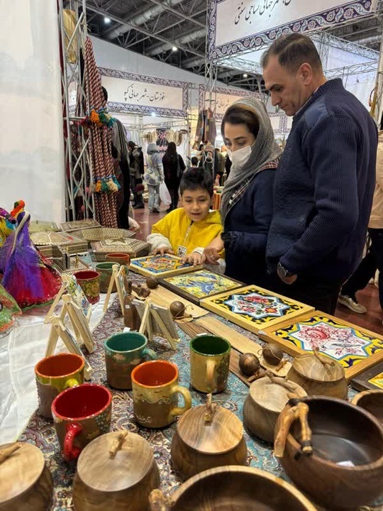 حضور گسترده و منسجم فارس در بیست‌وسومین نمایشگاه ملی صنایع‌دستی اصفهان با همراهی پیشکسوتان، تعاونی‌ها و شهرهای جهانی هنر