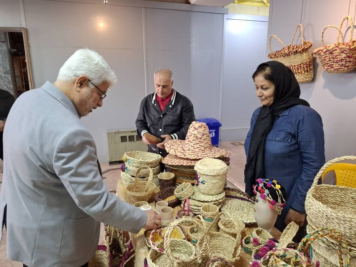 نمایشگاه رشت