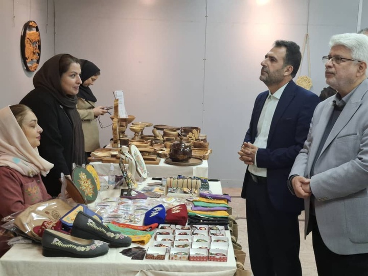 نمایشگاه رشت