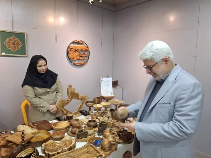 نمایشگاه رشت