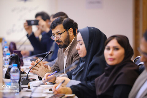 نشست ویژه جشنواره بین‌المللی چندرسانه‌ای میراث‌فرهنگی در استانداری خوزستان