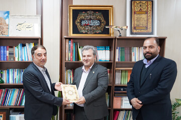 دیدار مدیرکل میراث‌فرهنگی استان با رئیس سازمان مدیریت و برنامه‌ریزی همدان