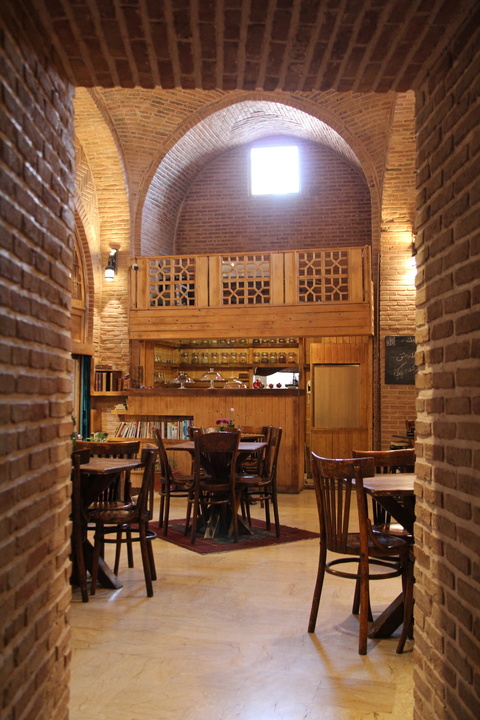 نگارالسلطنه