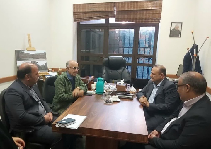 ضرورت شتاب‌بخشی به احیا و بهره‌برداری از بناهای تاریخی آشتیان در نشست مشترک مسئولان شهرستان و عضو هیأت‌مدیره صندوق احیا