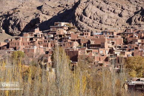 گذر پاییز در ابیانه