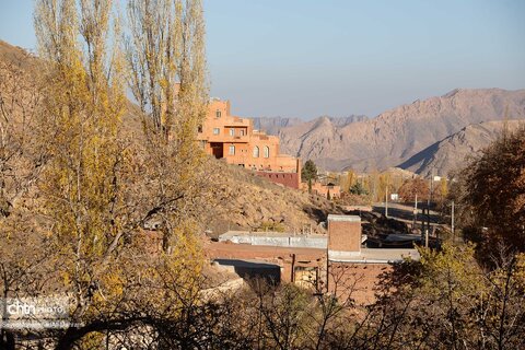 گذر پاییز در ابیانه