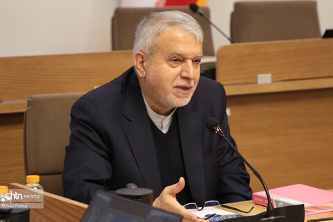 نشست تشکل‌های حرفه‌ای گردشگری با وزیر میراث فرهنگی، گردشگری و صنایع دستی