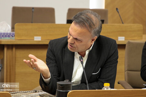 نشست تشکل‌های حرفه‌ای گردشگری با وزیر میراث فرهنگی، گردشگری و صنایع دستی