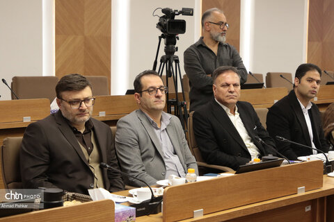 نشست تشکل‌های حرفه‌ای گردشگری با وزیر میراث فرهنگی، گردشگری و صنایع دستی