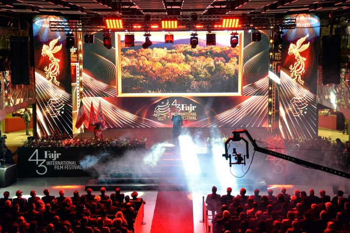 برگزیدگان جشنواره جهانی فیلم فجر معرفی شدند/ قدردانی از رضا میرکریمی و تجلیل علی نصیریان