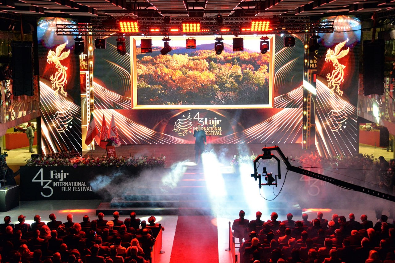 برگزیدگان جشنواره جهانی فیلم فجر معرفی شدند/ قدردانی از رضا میرکریمی و تجلیل علی نصیریان