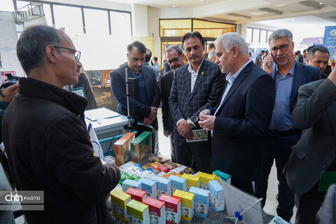 نمایشگاه پژوهش و فناوری استان همدان افتتاح شد