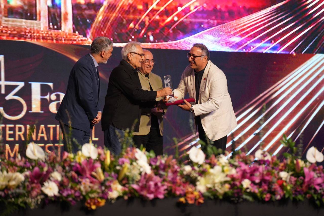 برگزیدگان جشنواره جهانی فیلم فجر معرفی شدند/ قدردانی از رضا میرکریمی و تجلیل علی نصیریان