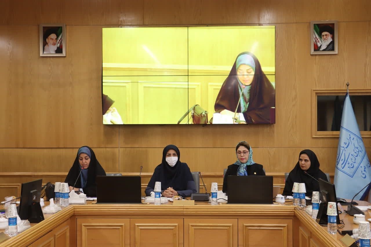 فعالیت بیش از ۶ هزار بانو در حوزه صنایعدستی خراسان رضوی