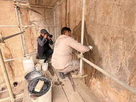 بازدید خبرنگاران از کارگاه‌های مرمت درمیراث جهانی تخت جمشید