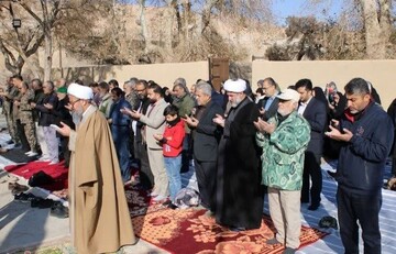 نماز طلب باران در مجموعه تاریخی گردشگری چشمه‌علی دامغان اقامه شد