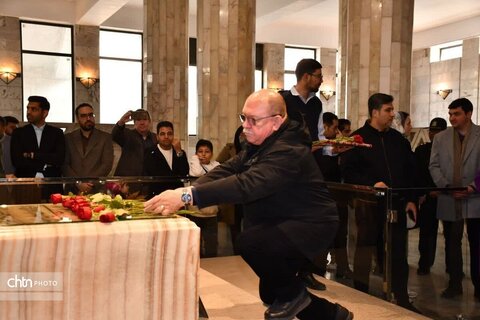 بازدید اعضاء نشست کمیته دائمی امور سیاسی مجمع مجالس آسیایی (APA) حاضر در مشهد از مجموعه فرهنگی تاریخی فردوسی