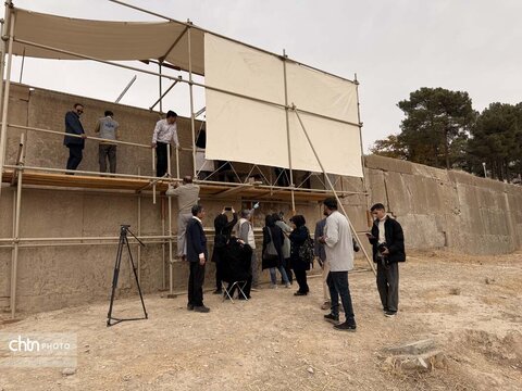 خبرنگاران در تخت جمشید