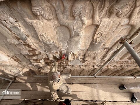 خبرنگاران در تخت جمشید