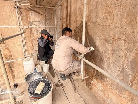 خبرنگاران در تخت جمشید