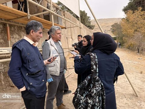 خبرنگاران در تخت جمشید