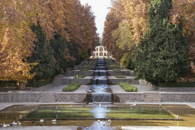 لایروبی آب‌نماها و تعمیرات کانال‌های آب‌رسانی باغ شاهزاده ماهان