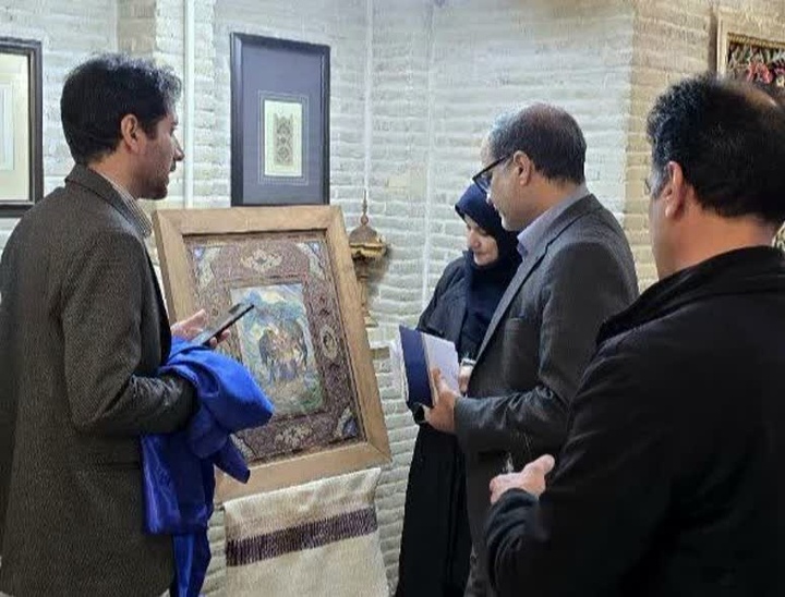 ضرورت توسعه زنجیره تولید و تقویت بازار صنایع‌دستی در استان مرکزی