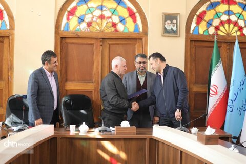 تودیع و معارفه