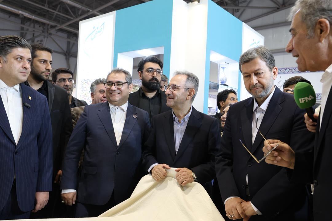 اولین روز نمایشگاه بین المللی گردشگری استان اصفهان با حضور معاون گردشگری کشور