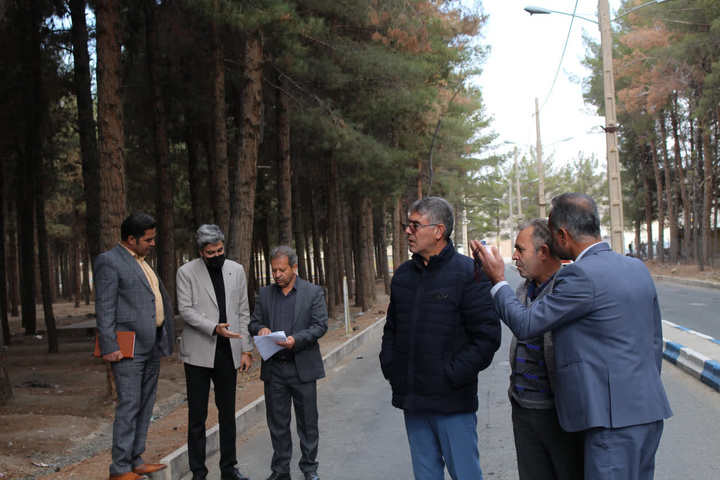 پیگیری مصوبات عمرانی و گردشگری روستای شوکت‌آباد
