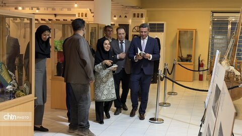 افتتاحیه نمایشگاه کاشی