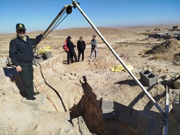 دستگیری ۲ حفار غیرمجاز در حریم امامزاده روستای چهکند بشرویه