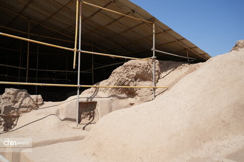 مرمت و بازسازی تپه میل، پاییز 404