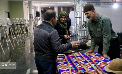 جشنواره ملی نمد شهرکرد آغاز به کار کرد.