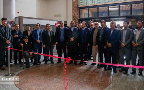 جشنواره ملی نمد شهرکرد آغاز به کار کرد.