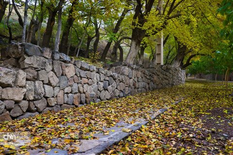 کلیسای سنت استپانوس جلفا در روزهای پاییزی