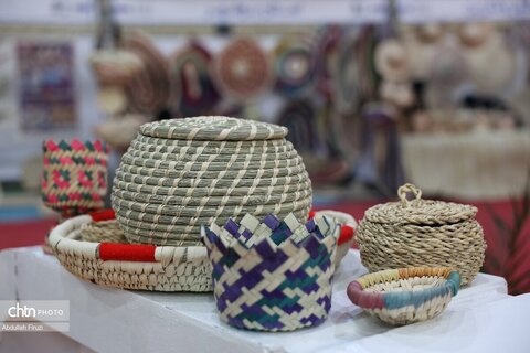 نمایشگاه صنایع دستی حصیری