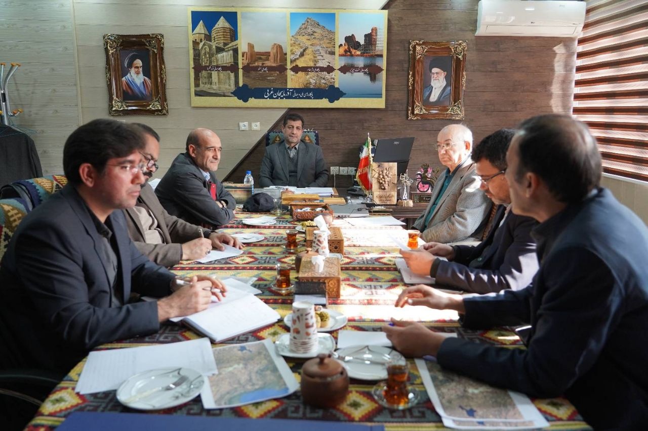 جلسه راهبری پایگاه های ملی بسطام چایپاره و حسنلو نقده برگزار شد