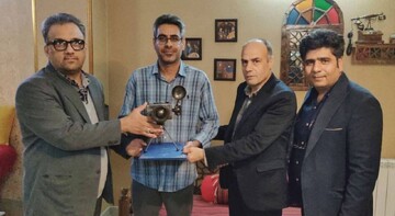 تجلیل اداره میراث‌فرهنگی ورامین از عکاس برجسته حوزه گردشگری