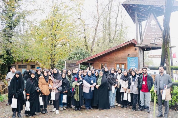 به مناسبت هفته پژوهش بازدید علمی و نشست تخصصی درموزه میراث روستایی گیلان به مناسبت هفته پژوهش بازدید علمی و نشست تخصصی درموزه میراث روستایی گیلان