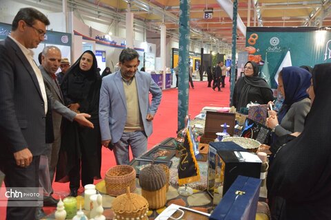 استاندار یزد از دوازدهمین نمایشگاه پژوهش و فناوری بازدید کرد