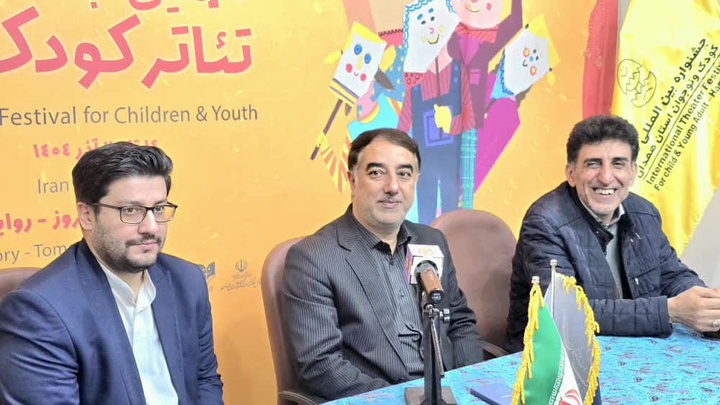 بازدید از بناهای تاریخی، هدیه میراث‌فرهنگی همدان به جشنواره تئاتر کودک